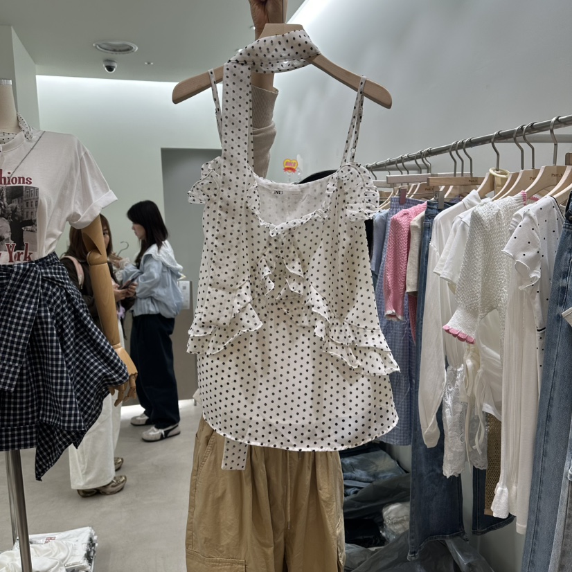 PART3韓國代購女裝新品26夏季推薦職業吊帶背心含圍巾雪紡Part.3吊帶/背心圖色1