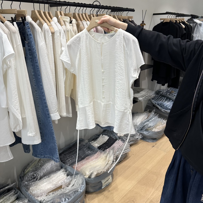 aube nunt韓國代購女裝新款職業時尚熱賣26春夏襯衫蕾絲衫aube nunt襯衫/蕾絲衫圖色1