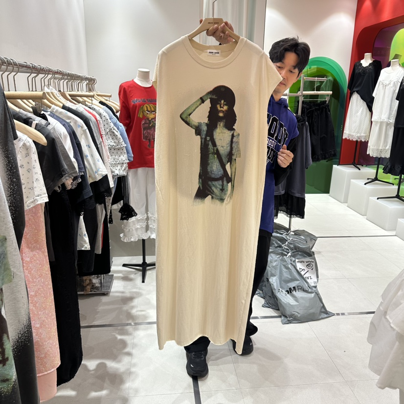 MINI UNNI韓國東大門直郵女裝新款時尚職業推薦休閑連衣裙MINI UNNI連衣裙圖色2