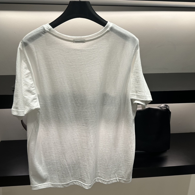 FEBRUARY 11韓國東大門直郵女裝新品26夏季熱賣職業26春夏T恤FEBRUARY 11T恤