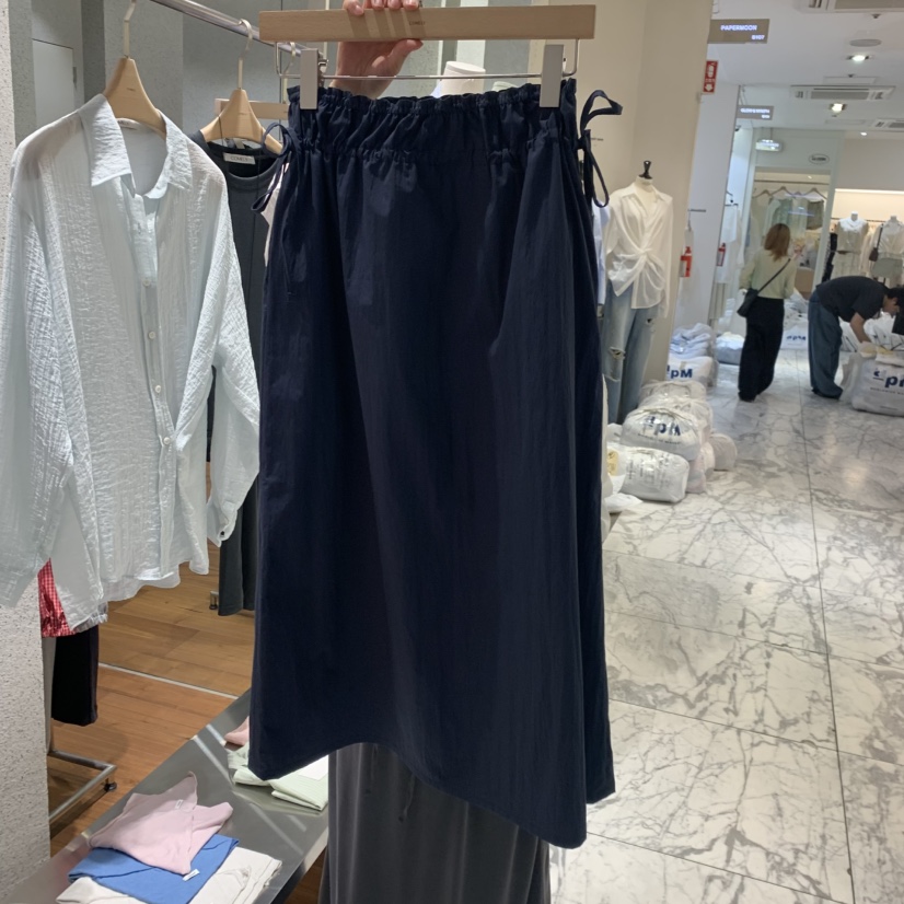 COMELY韓國直郵女士新款26春夏職業時尚推薦26夏季熱賣長裙COMELY長裙圖色2