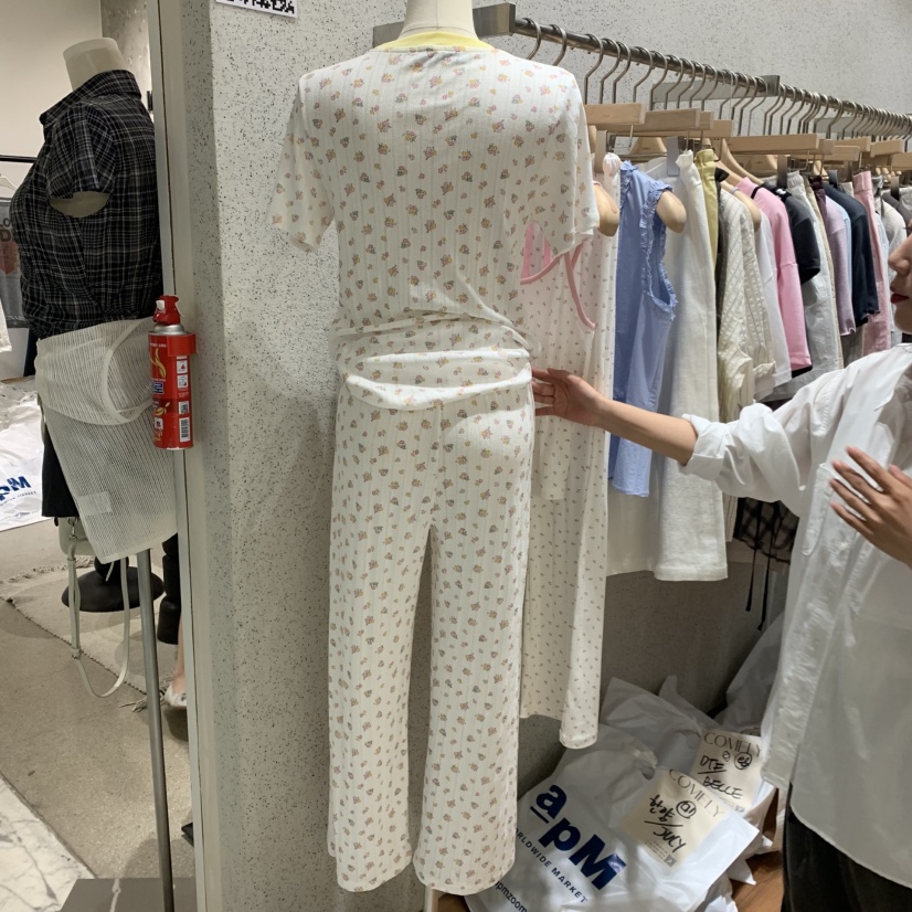 COMELY韓國直郵女士新品休閑職業26夏季推薦人氣26春夏睡衣COMELY睡衣圖色1