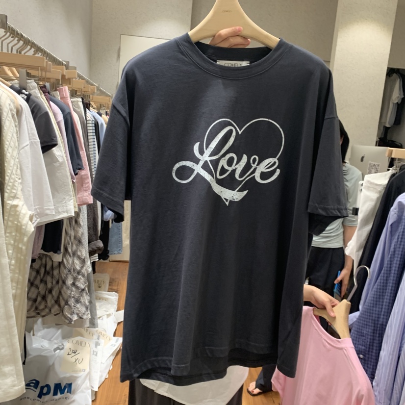 COMELY韓國直郵實拍女裝新品推薦熱賣時尚26夏季休閑人氣T恤COMELYT恤圖色3