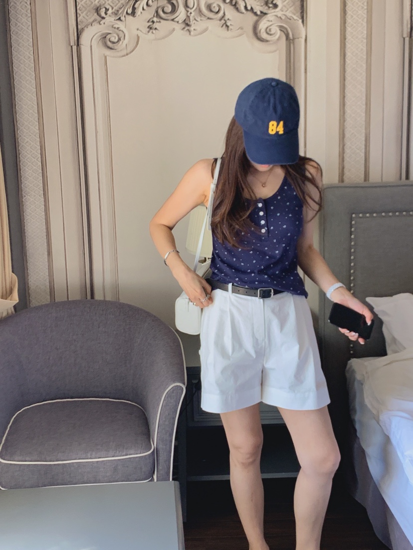 LA CREME韓國直郵女士新品職業26夏季熱賣人氣吊帶背心小花LA CREME吊帶/背心