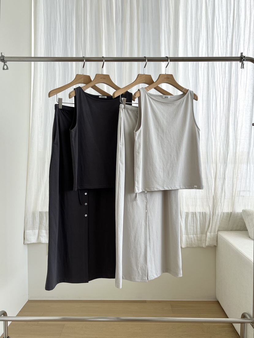 OP PER韓國直郵女裝新品26春夏休閑人氣時尚26夏季吊帶背心OPPER-simplebeige吊帶/背心