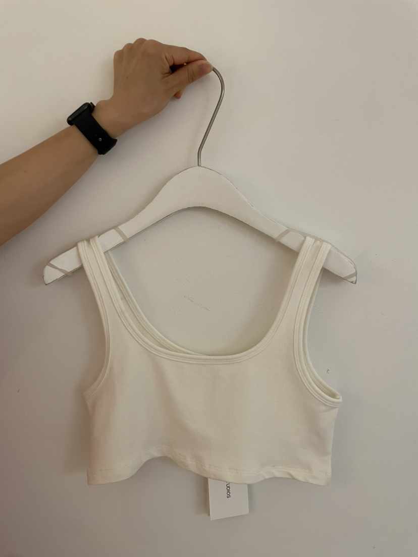 JEONG GAM STUDIOS韓國東大門代購女裝新款熱賣吊帶背心JEONG GAM STUDIOS吊帶/背心圖色3