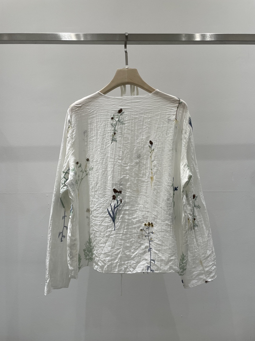 RE STYLE-Q韓國代購女士新品26春夏26夏季襯衫蕾絲衫刺繡RE STYLE襯衫/蕾絲衫