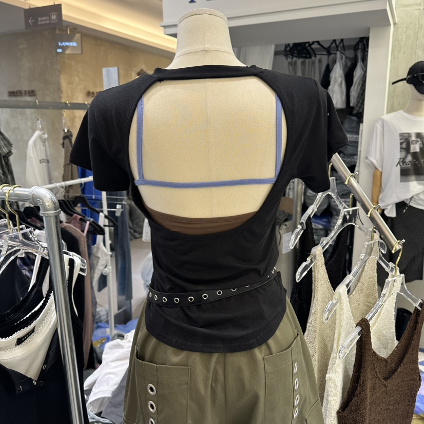 AMOUR韓國直郵女裝新品時尚休閑人氣26春夏職業吊帶背心撞色AMOUR吊帶/背心