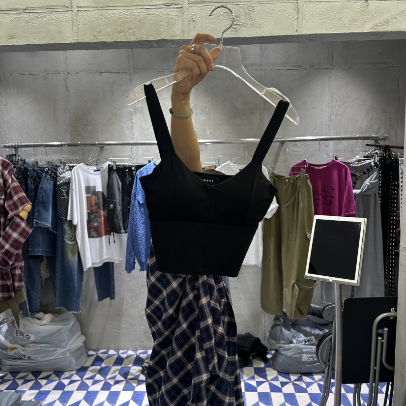 AMOUR東大門實拍韓國女裝新品時尚推薦熱賣26夏季吊帶背心AMOUR吊帶/背心圖色3