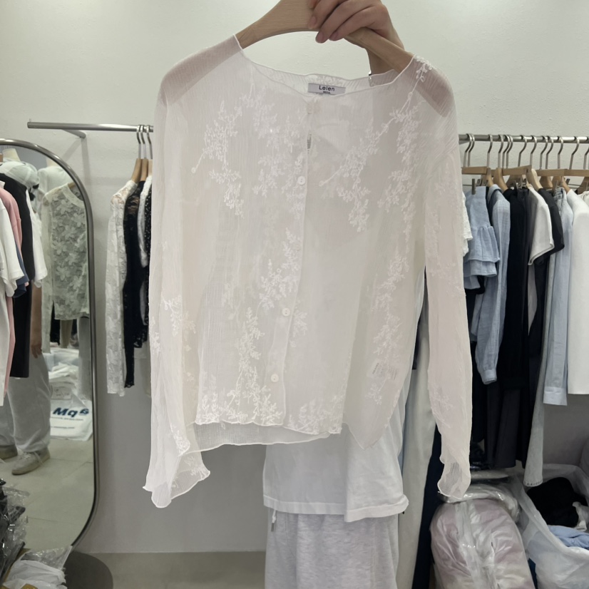 LELEN東大門實拍韓國女士新款時尚人氣襯衫蕾絲衫提花開衫LELEN襯衫/蕾絲衫圖色1