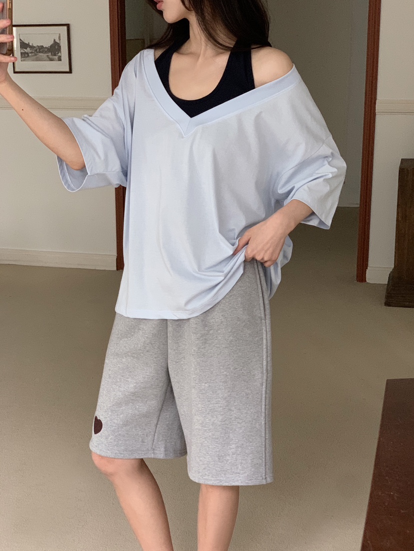 FORMSTUDIO/ATELIENNE東大門實拍韓國女士新品26春夏T恤不含內搭V領深VFORMSTUDIO/ATELIENNET恤