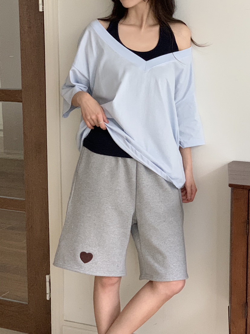 FORMSTUDIO/ATELIENNE東大門實拍韓國女士新品26春夏T恤不含內搭V領深VFORMSTUDIO/ATELIENNET恤