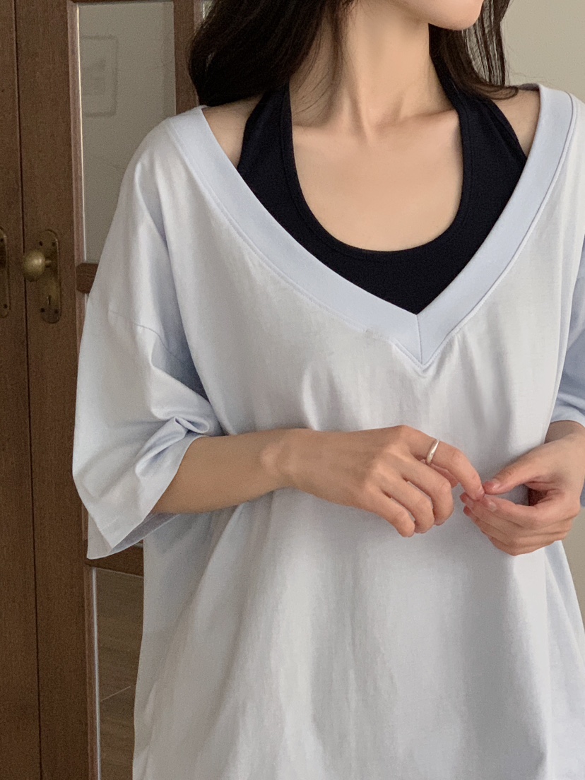 FORMSTUDIO/ATELIENNE東大門實拍韓國女士新品26春夏T恤不含內搭V領深VFORMSTUDIO/ATELIENNET恤