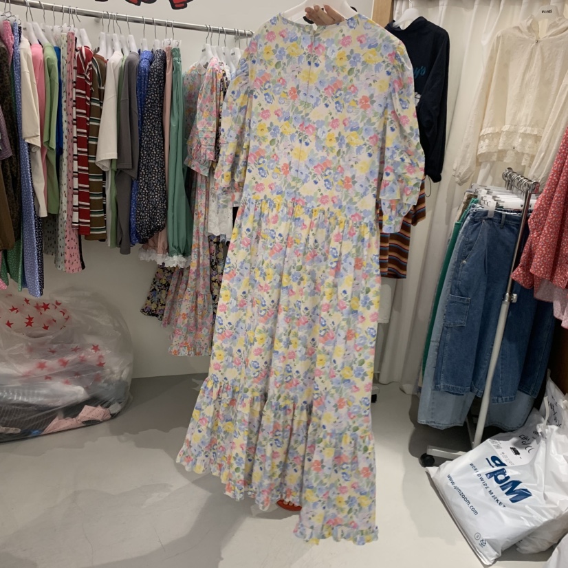 VENTI韓國東大門直郵女裝新品時尚推薦26夏季26春夏連衣裙VENTI連衣裙