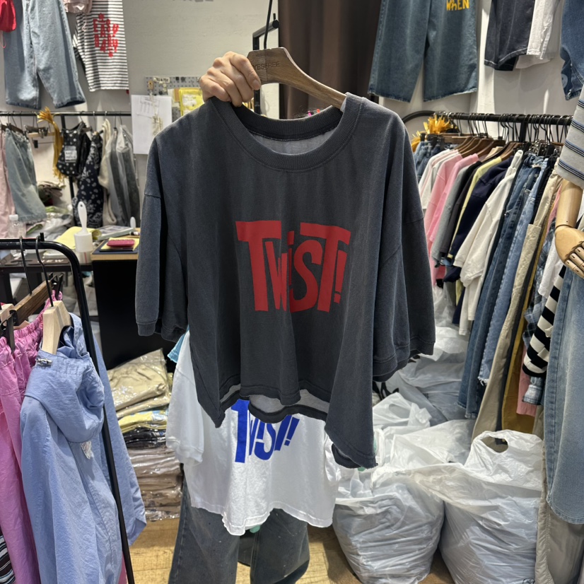 YESFREE韓國直郵女裝新品熱賣時尚26春夏職業26夏季人氣T恤YESFREET恤圖色2