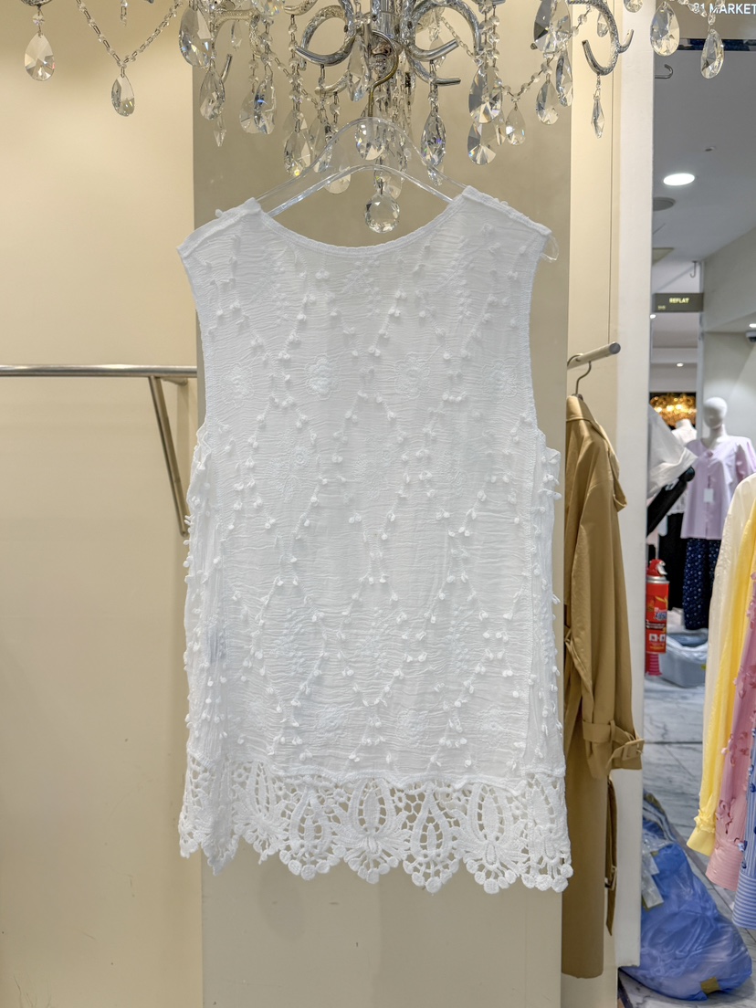 81 MARKET-L韓國代購女裝新品26夏季推薦26春夏襯衫蕾絲衫81 MARKET-L襯衫/蕾絲衫
