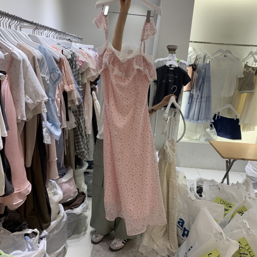 TYCHE東大門實拍韓國女裝新品職業熱賣26夏季26春夏連衣裙花朵TYCHE連衣裙圖色2