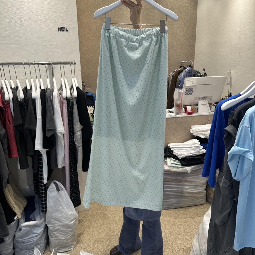 HEIL韓國東大門直郵女裝新品26夏季推薦人氣時尚長裙花朵HEIL長裙