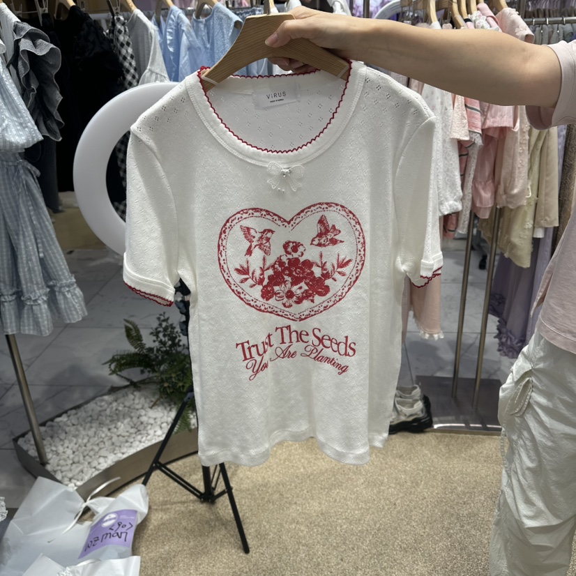 VIRUS韓國東大門直郵女裝新款人氣熱賣時尚推薦26夏季T恤VIRUST恤圖色1