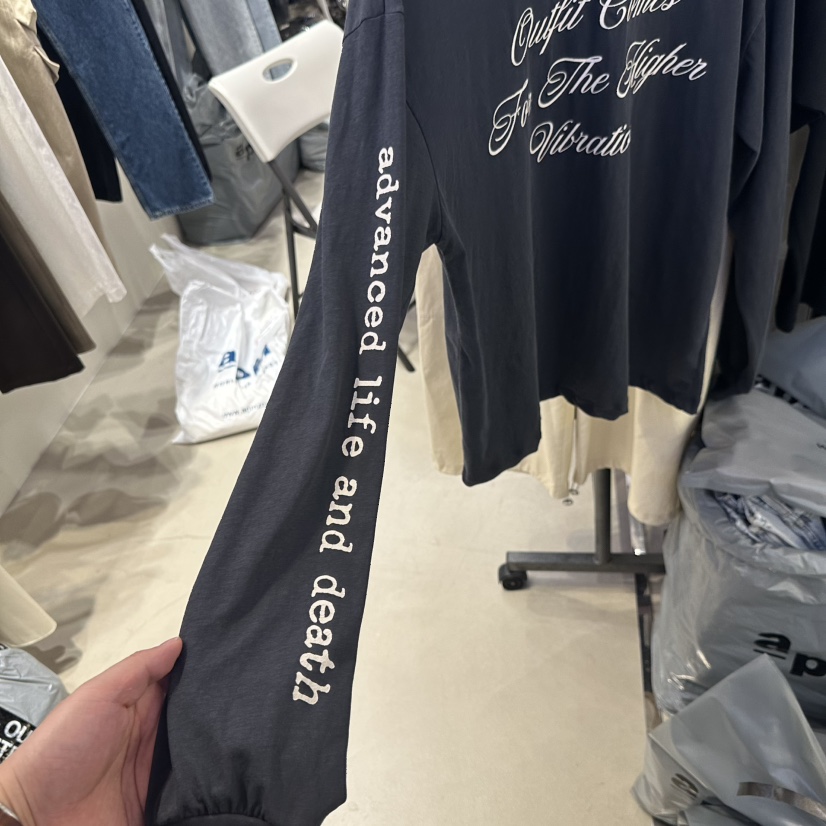 OUTFIT韓國東大門直郵女士新品26夏季推薦時尚職業長袖T恤OUTFIT長袖T恤