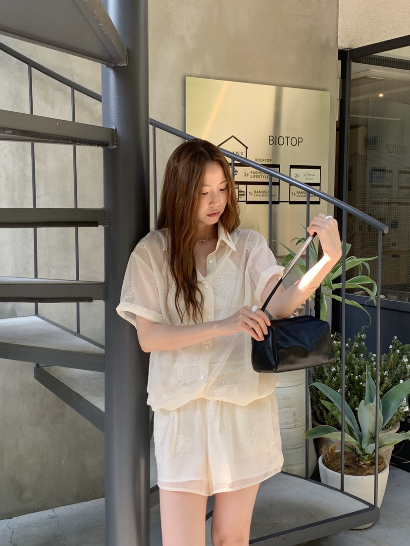 LONG PEAK韓國直郵實拍女士新款時尚26春夏熱賣襯衫蕾絲衫LONG PEAK襯衫/蕾絲衫