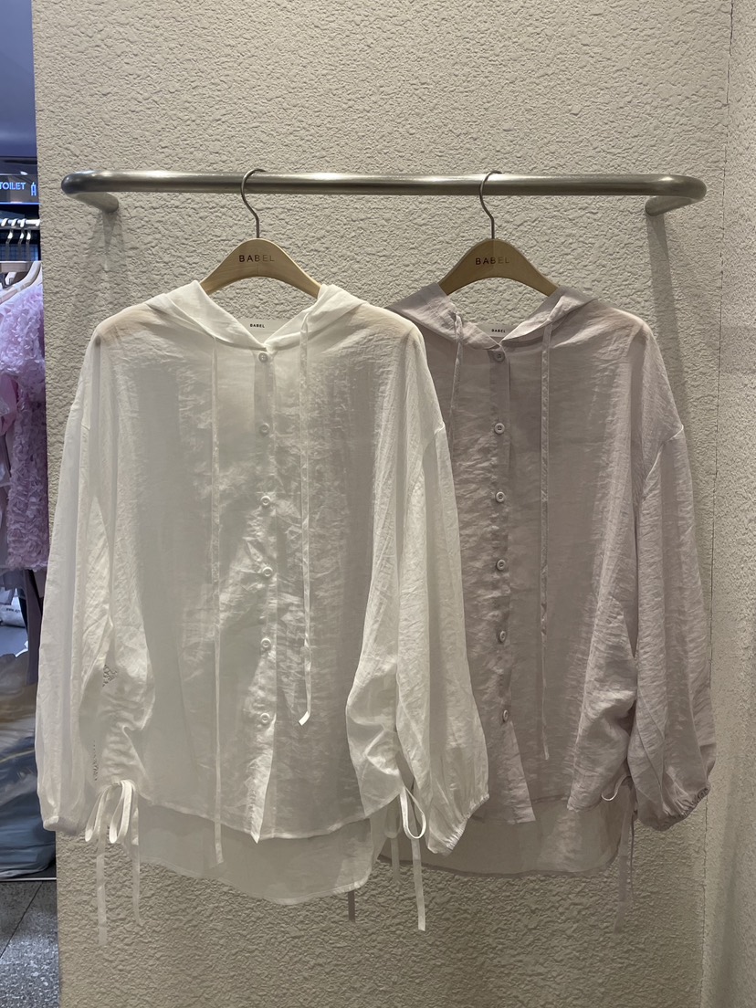 BABEL韓國直郵女裝新品26春夏時尚熱賣襯衫蕾絲衫兜帽褶皺BABEL襯衫/蕾絲衫
