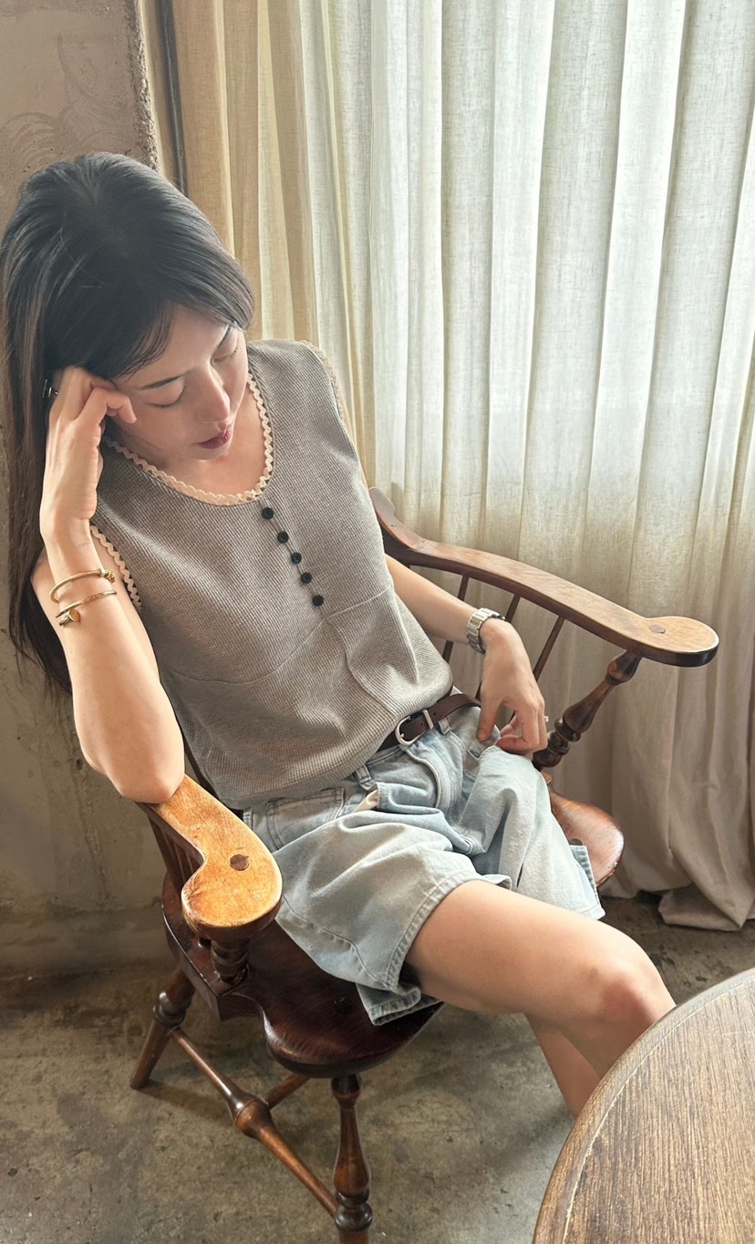 GENTLE B/LOVENTINA韓國東大門直郵女士新品26春夏吊帶背心華夫格格紋GENTLE B/LOVENTINA吊帶/背心
