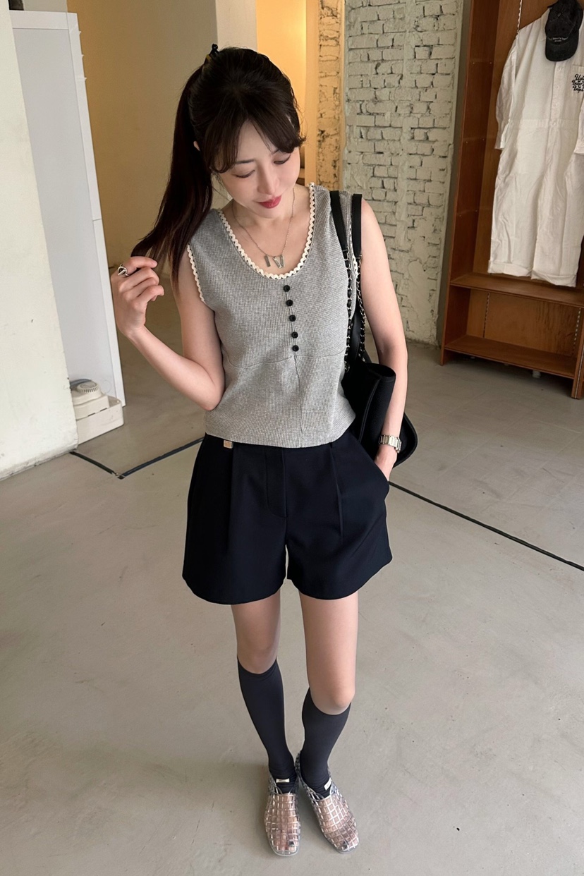 GENTLE B/LOVENTINA韓國東大門直郵女士新品26春夏吊帶背心華夫格格紋GENTLE B/LOVENTINA吊帶/背心
