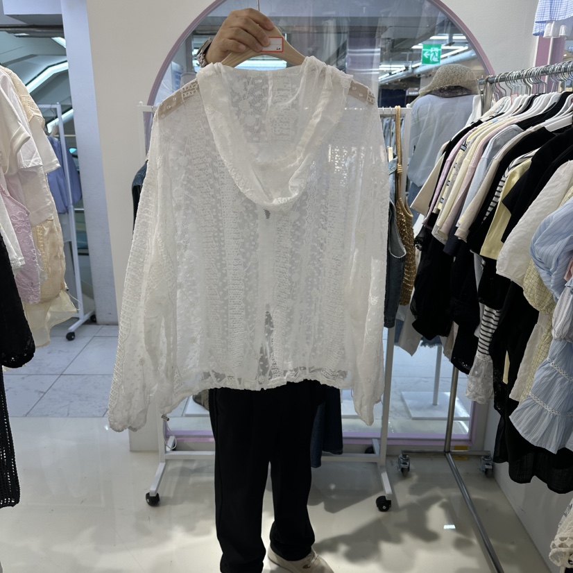 JH.STUDIO-Q韓國直郵女裝新品人氣襯衫蕾絲衫刺繡蕾絲連帽JH.STUDIO-Q襯衫/蕾絲衫