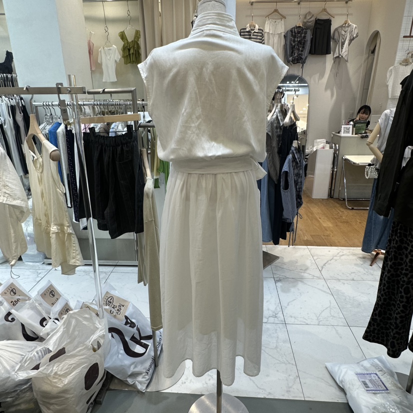 GILT東大門實拍韓國女士新品熱賣時尚推薦26夏季職業連衣裙GILT連衣裙