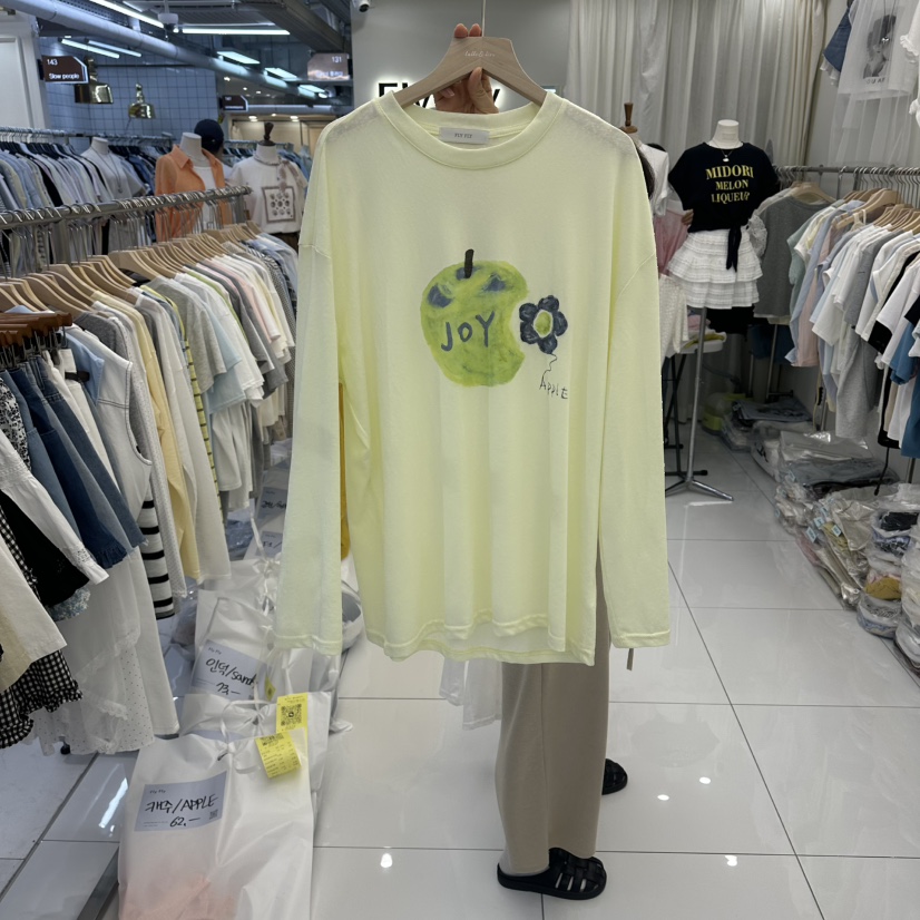 FLYFLY/LULULALLA/LIVE東大門實拍韓國女士新款推薦長袖T恤FLYFLY/LULULALLA/LIVE長袖T恤圖色2