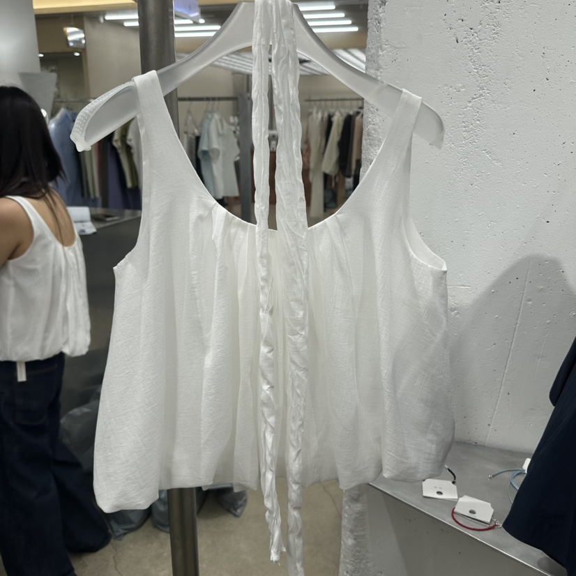 HELVETICA韓國直郵女裝新品推薦時尚26夏季吊帶背心含圍巾HELVETICA吊帶/背心圖色1