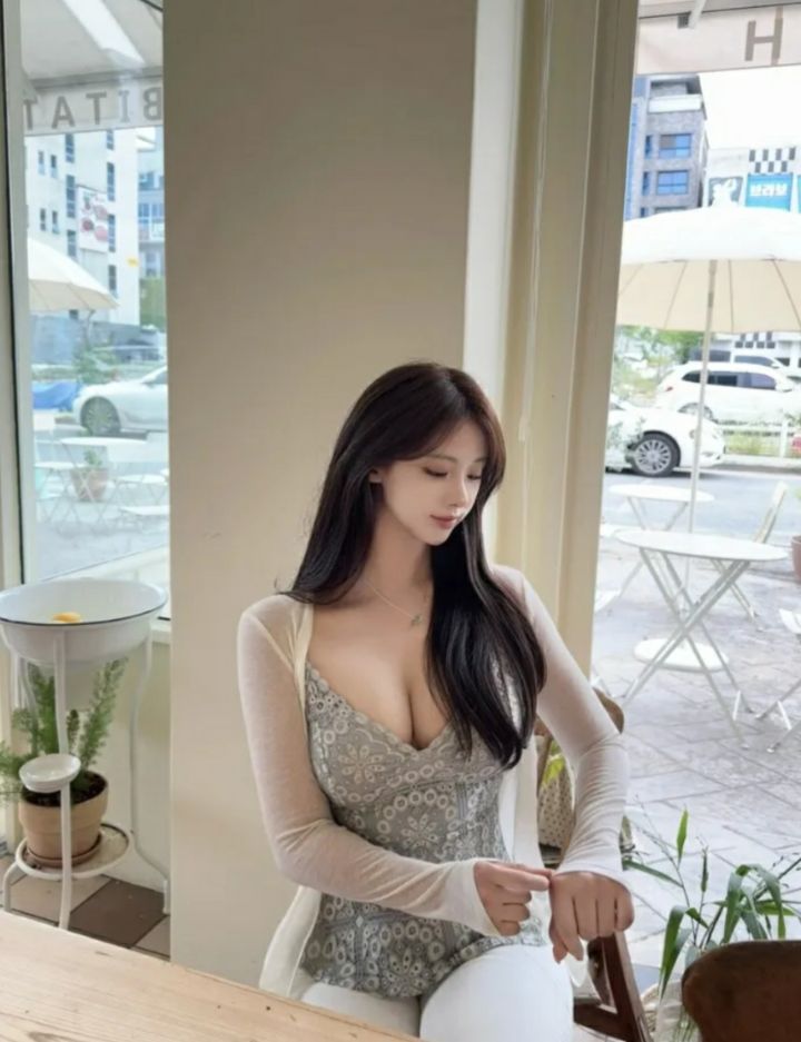 HIGH HEELS韓國直郵女裝新品熱賣推薦休閑時尚26春夏吊帶背心HIGH HEELS吊帶/背心