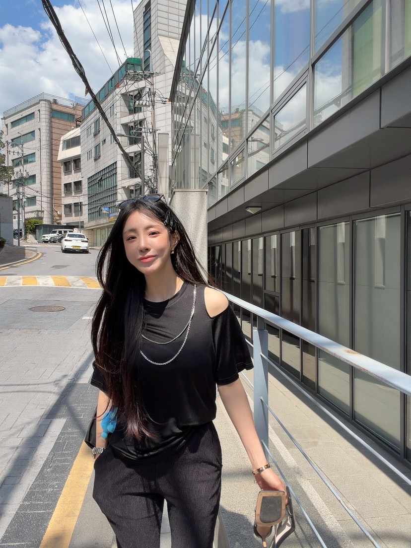 PALETTE-Q韓國東大門直郵女裝新款職業推薦時尚熱賣人氣T恤PALETTE-QT恤