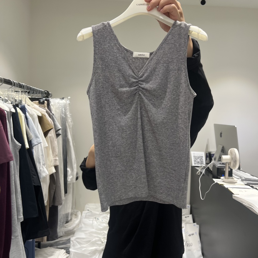 GABRIELLE韓國直郵女士新品推薦熱賣時尚26夏季吊帶背心褶皺GABRIELLE吊帶/背心圖色2