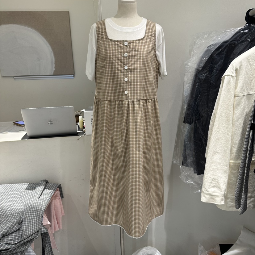 LORING RE I韓國代購女士新品職業熱賣休閑人氣推薦連衣裙LORING RE-I/BARE連衣裙圖色1