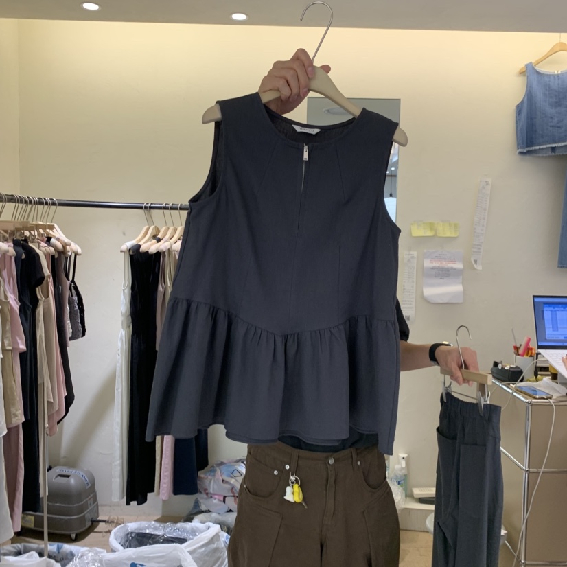 W AND J韓國直郵實拍女裝新款人氣26春夏休閑推薦吊帶背心W AND J吊帶/背心圖色2