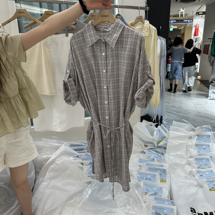 OURMOMENT韓國直郵女裝新品時尚26春夏人氣26夏季連衣裙含腰繩OURMOMENT連衣裙圖色3