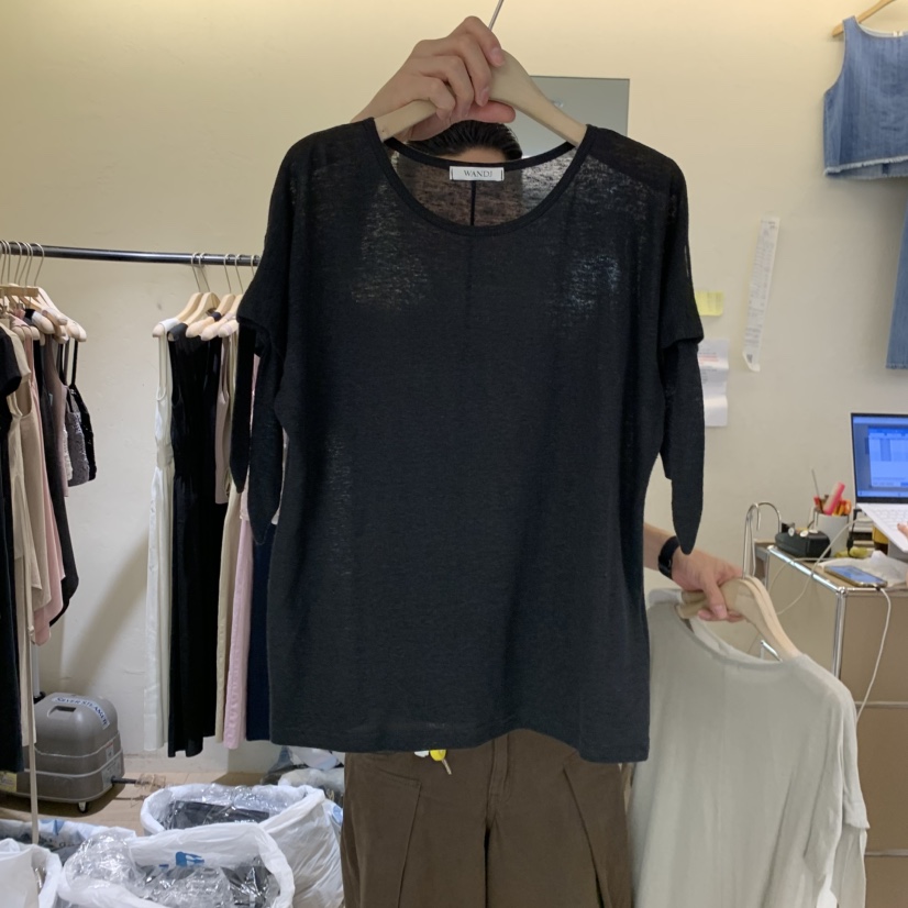 W AND J韓國直郵女士新品熱賣時尚26夏季休閑人氣T恤緞W AND JT恤圖色3