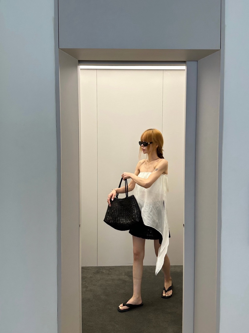 ZEROZERO韓國東大門直郵女士新品人氣熱賣職業吊帶背心露肩ZEROZERO吊帶/背心