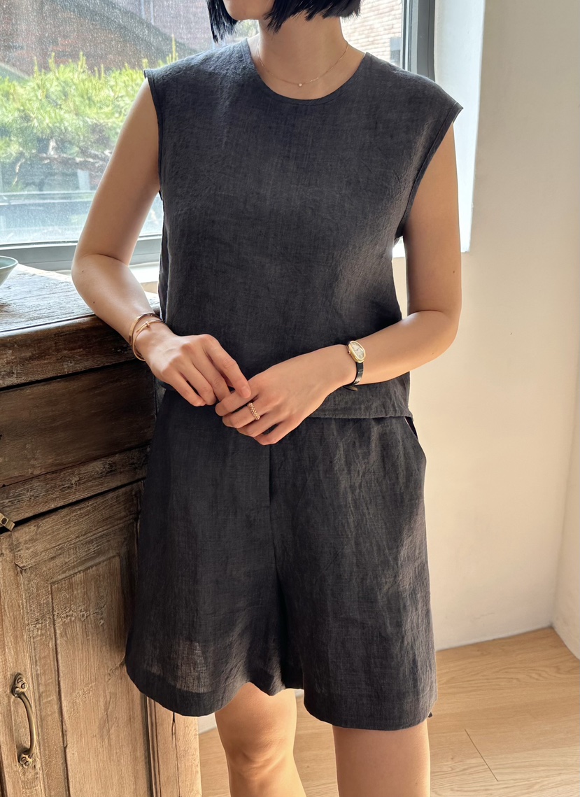 LE VASE韓國直郵實拍女士新款26春夏推薦時尚26夏季吊帶背心LE VASE吊帶/背心