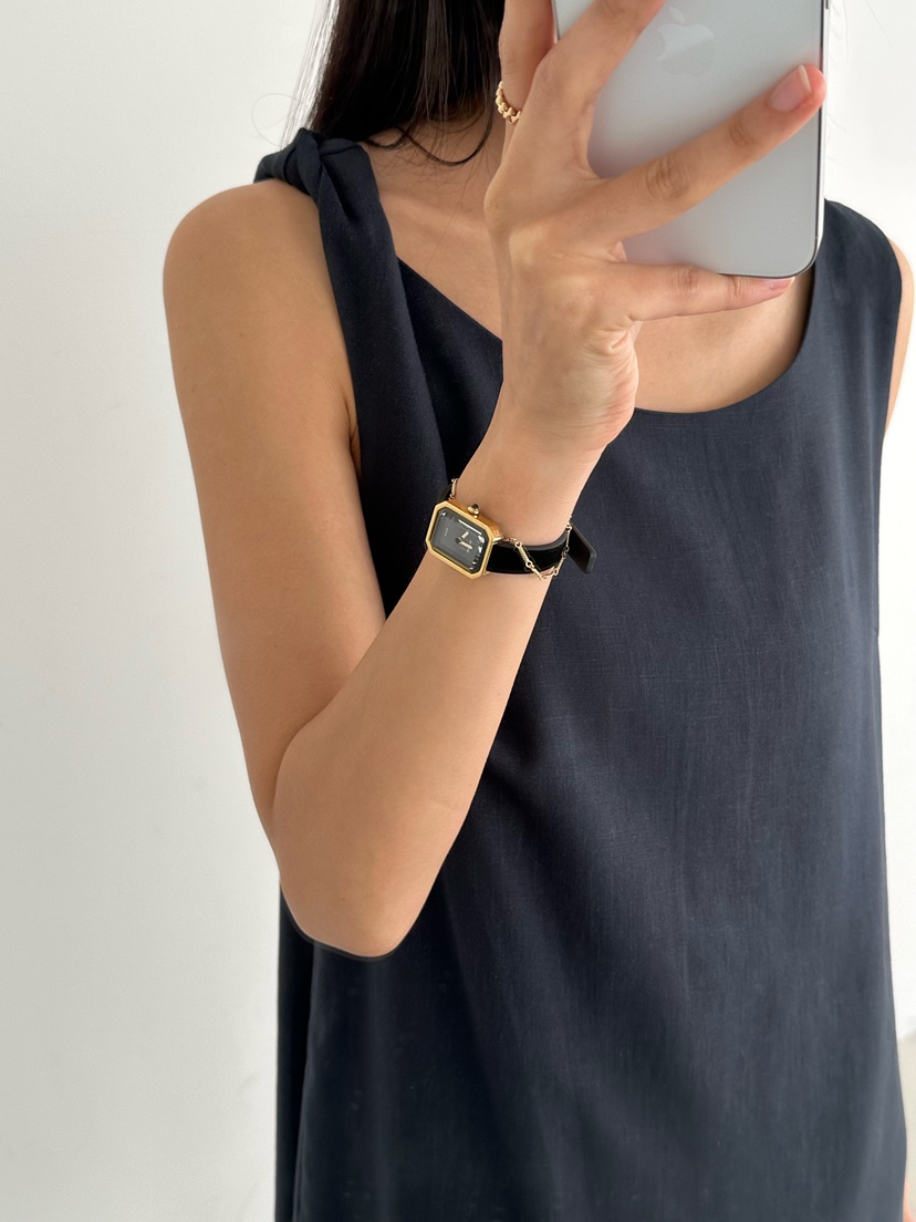 LE VASE韓國直郵女裝新款熱賣26夏季職業休閑26春夏連衣裙LE VASE連衣裙