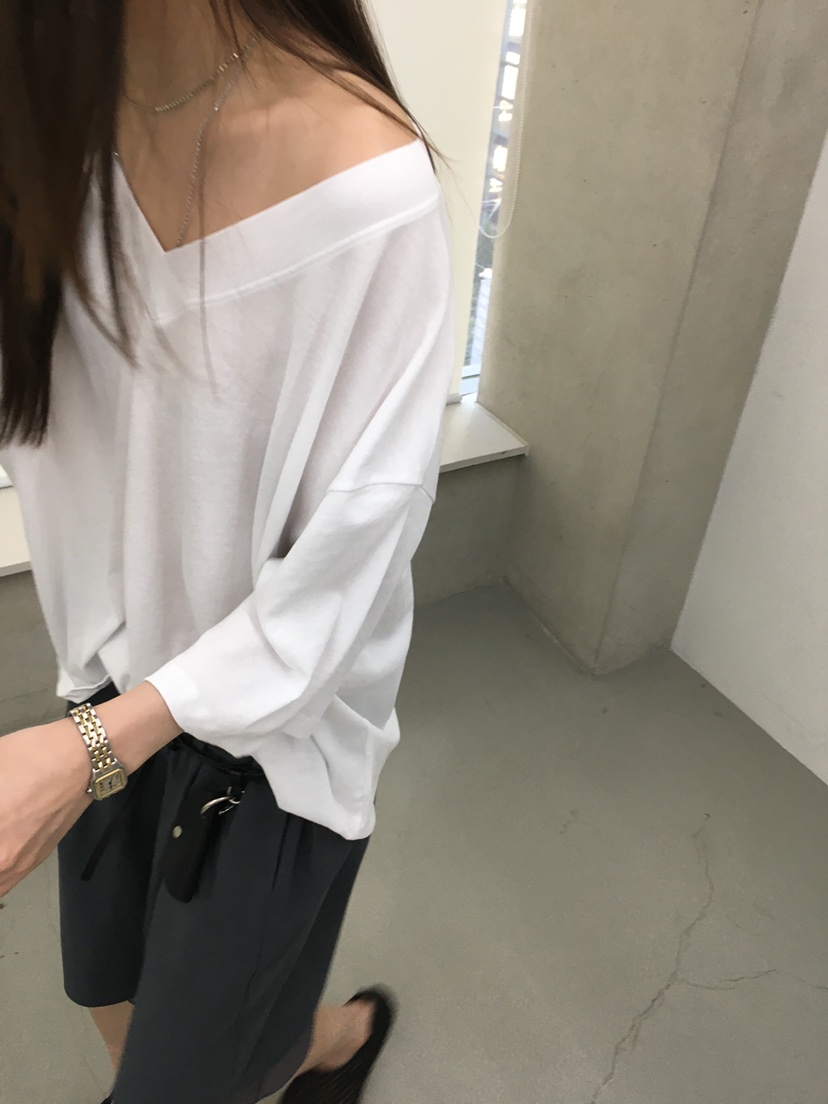 MINIMUZE韓國直郵實拍女士新品休閑推薦時尚人氣26夏季T恤V領MINIMUZET恤