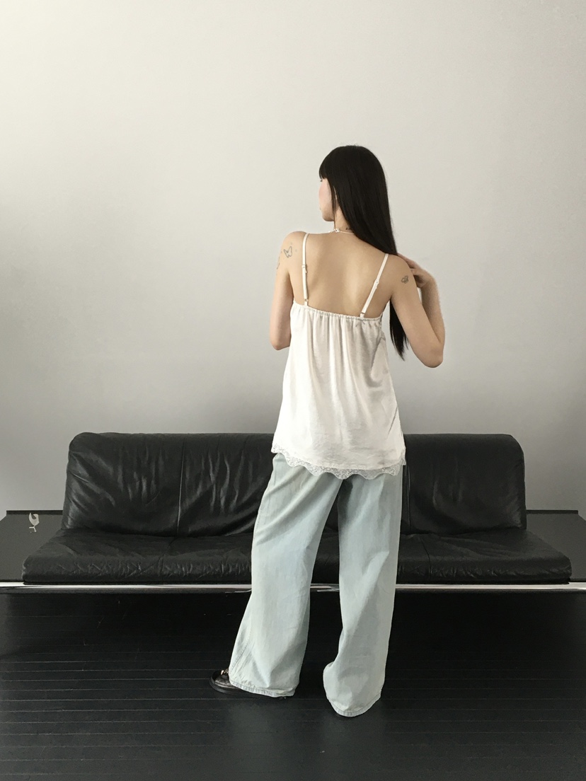 LEGACY韓國代購女裝新品人氣推薦職業26夏季吊帶背心蕾絲開衩LEGACY吊帶/背心