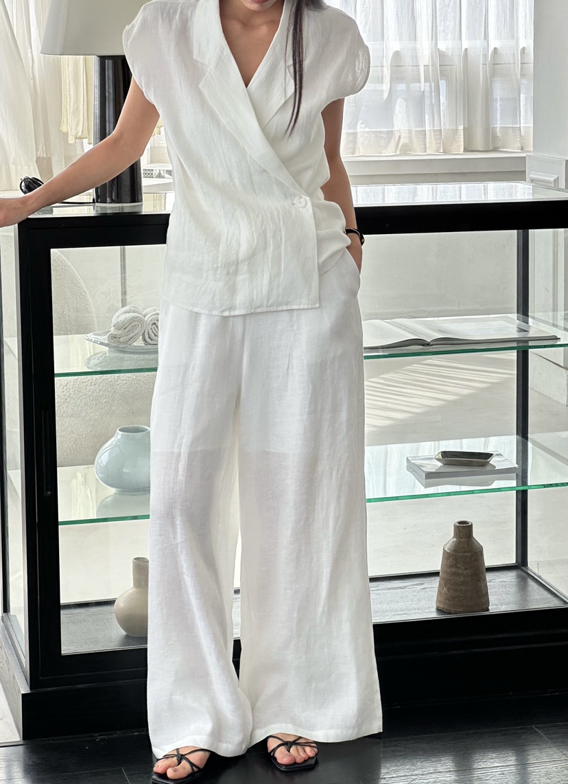 LE VASE韓國直郵女裝新品休閑熱賣推薦26夏季時尚26春夏馬甲LE VASE馬甲