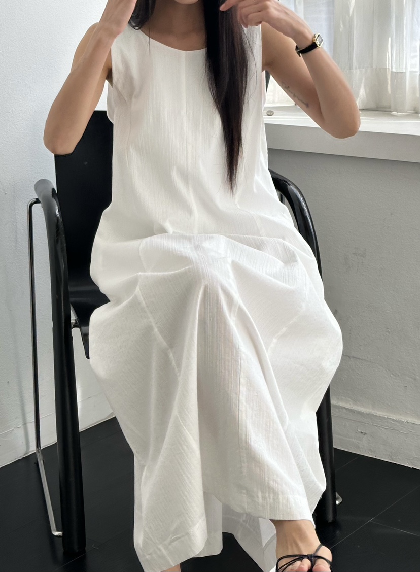 LE VASE韓國代購女裝新品26夏季推薦熱賣時尚26春夏連衣裙LE VASE連衣裙
