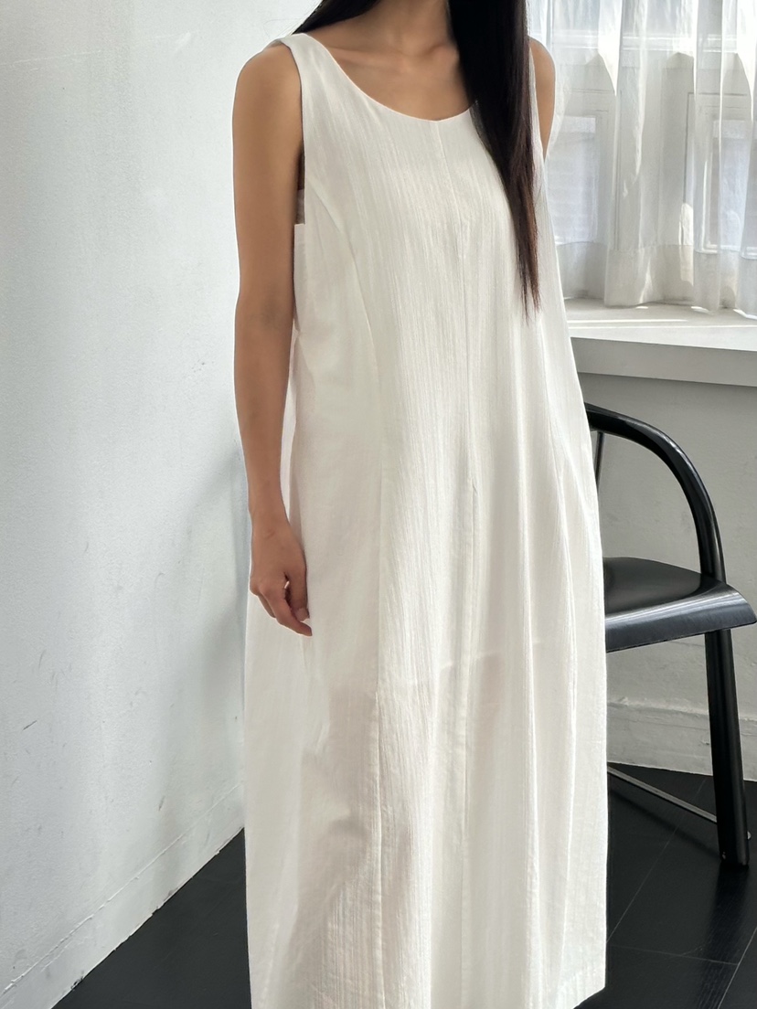 LE VASE韓國代購女裝新品26夏季推薦熱賣時尚26春夏連衣裙LE VASE連衣裙