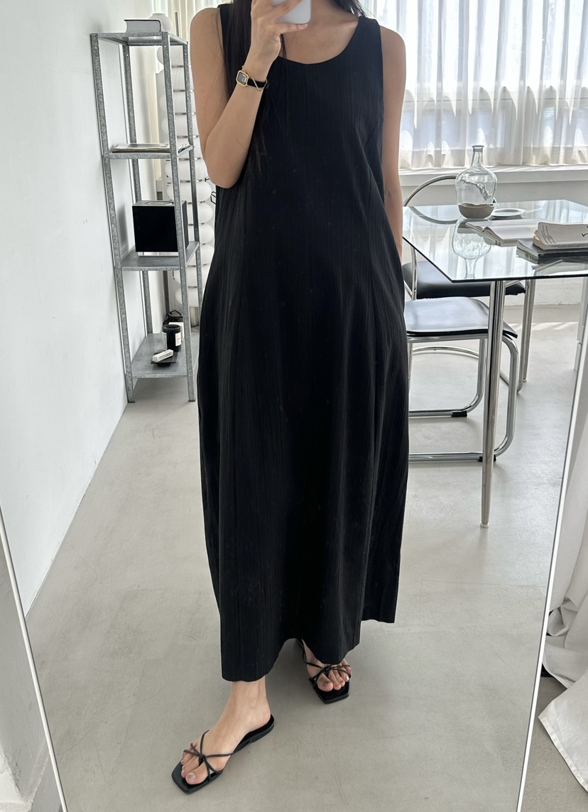 LE VASE韓國代購女裝新品26夏季推薦熱賣時尚26春夏連衣裙LE VASE連衣裙圖色2