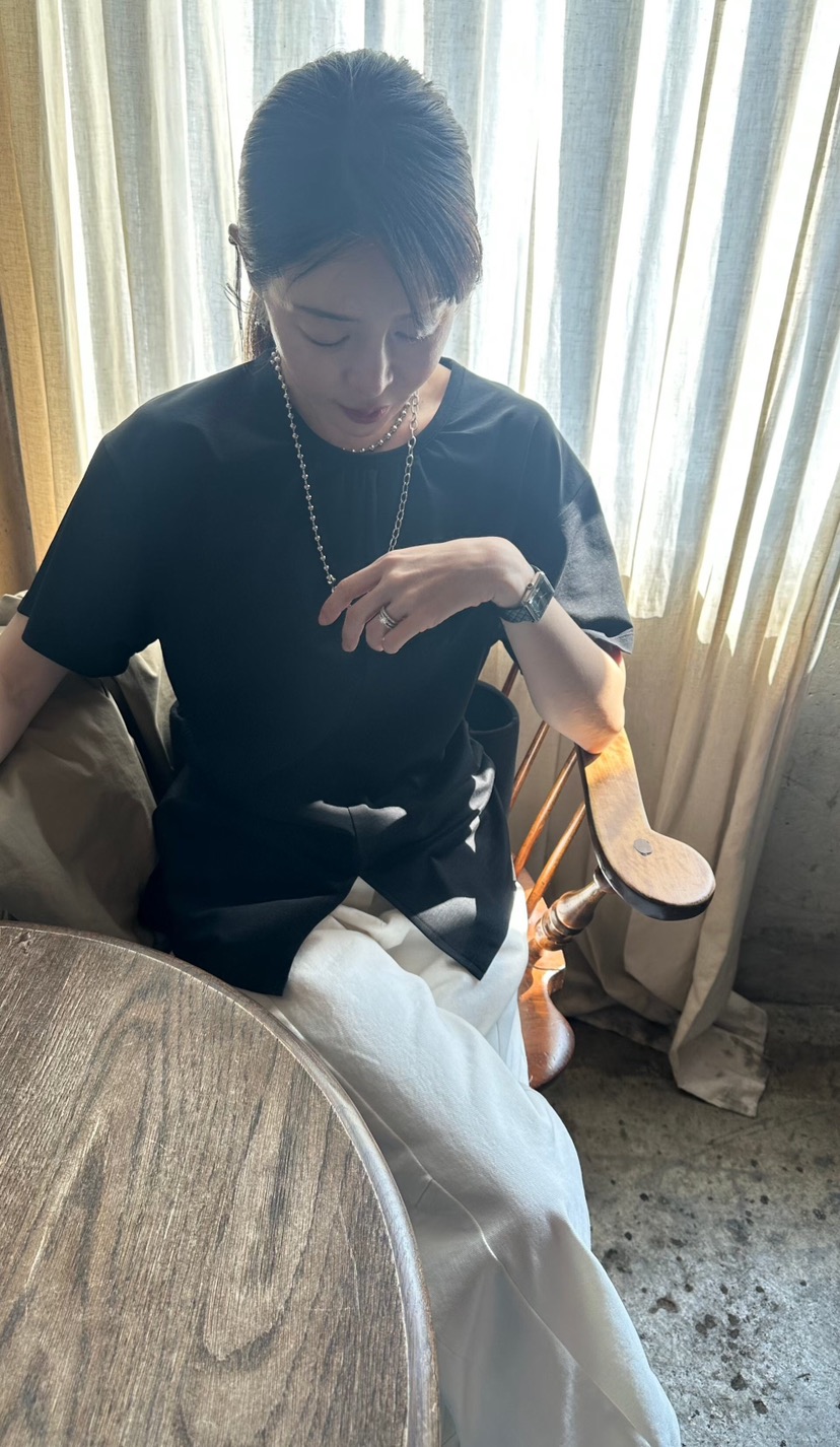 GENTLE B/LOVENTINA韓國直郵女士新款休閑推薦職業T恤褶皺GENTLE B/LOVENTINAT恤