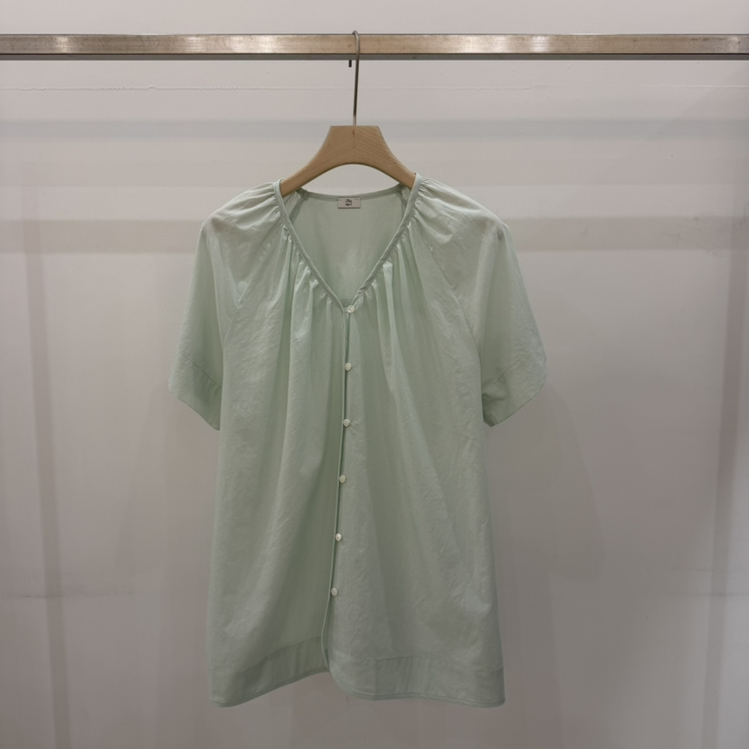 THE EYL韓國直郵女裝新款26夏季時尚26春夏熱賣襯衫蕾絲衫THE EYL襯衫/蕾絲衫圖色1